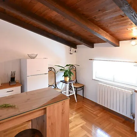 Jolly Apartamento *